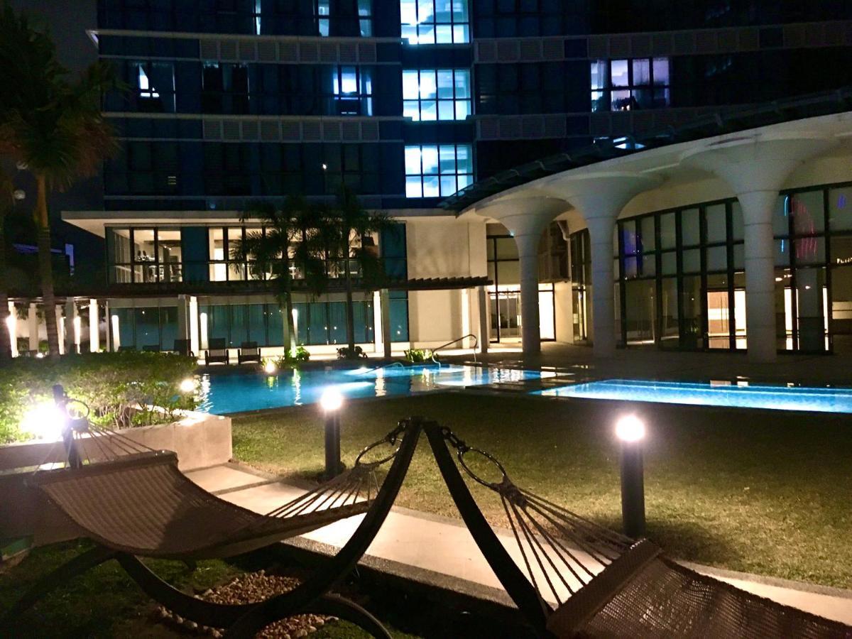 Daniella'S Modern & Cozy Suite In Uptown Bgc Manila Eksteriør billede