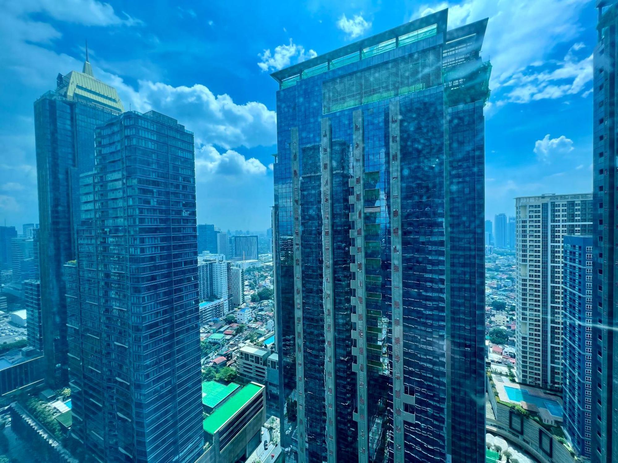 Daniella'S Modern & Cozy Suite In Uptown Bgc Manila Eksteriør billede